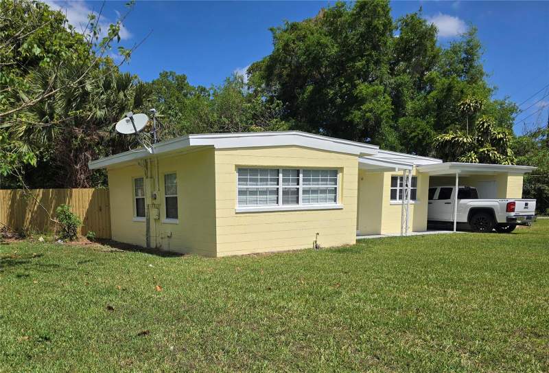 2 bedroom Single Family Residence at 5825 Yucatan Drive, Azalea Park Rep, Orlando — photo 2