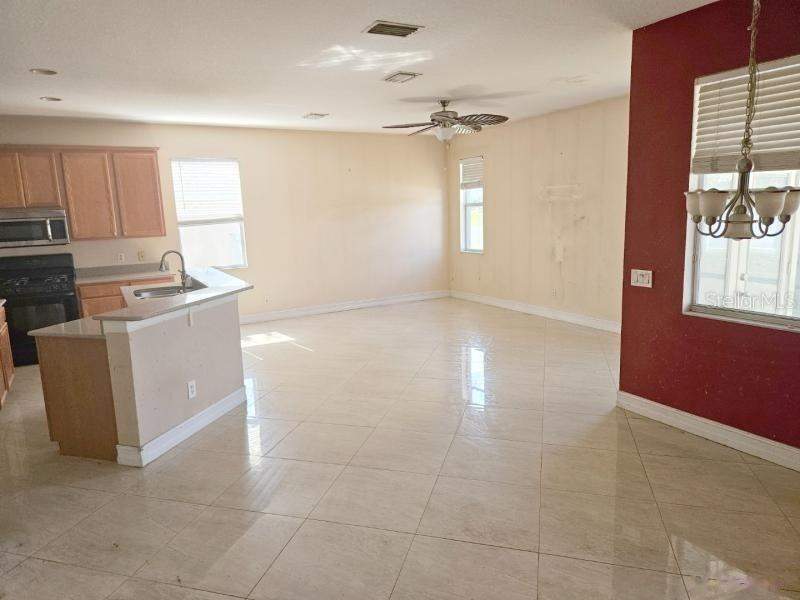 5 bedroom Single Family Residence at 20126 Nob Oak Avenue, Live Oak Preserve Ph 1B Village, Tampa — photo 4