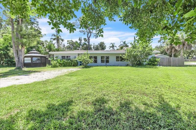 3 bedroom Single Family Residence at 807 Lucille Avenue, Venice By-Way, Nokomis — photo 1