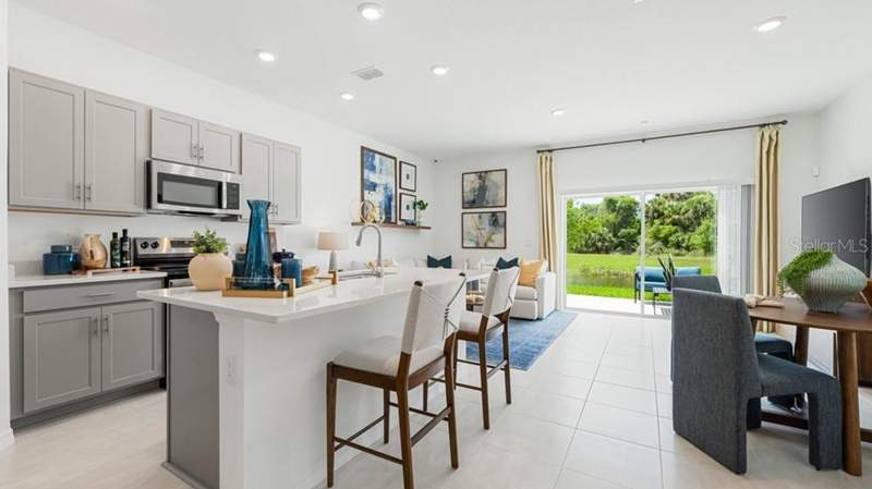 3 bedroom Townhouse at 7117 Pinelit Cove, Towns At Tiburon, Nokomis — photo 2