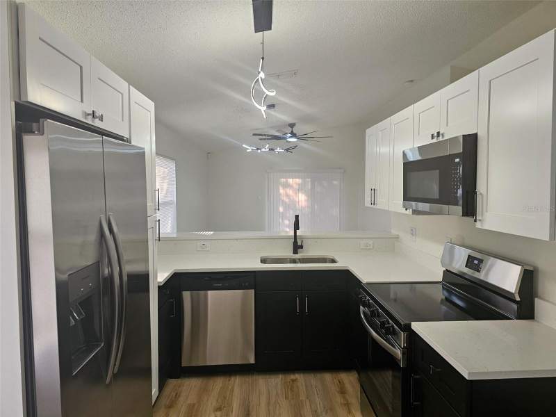 3 bedroom Single Family Residence at 236 PANORAMA DR, SEASONS THE, WINTER SPRINGS — photo 3