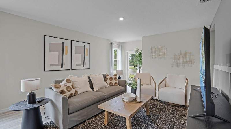 4 bedroom Single Family Residence at 4053 Giorgio Drive, Villamar Phase 6 And Phase 6D, Winter Haven — photo 4
