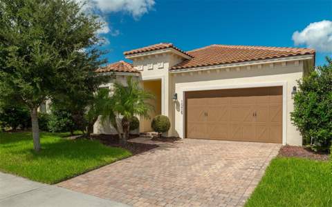 10429 Stapeley Dr, Orlando FL - photo 6 of 59