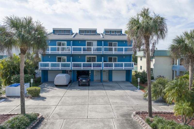 Capri SunsetCondos for Sale in Treasure Island, FL