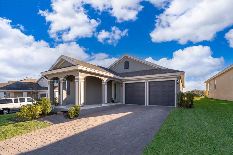 4 bedroom Single Family Residence at 2060 Keystone Pass Boulevard, Minneola Hills, Minneola — photo 2