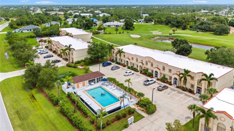 2 bedroom Townhouse at 1186 Rio De Janeiro Avenue #104, Townhomes Deep Creek Tr A, Punta Gorda — photo 2