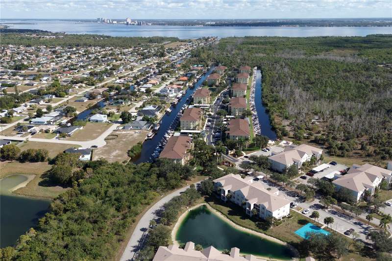 3 bedroom Condominium at 1771 Four Mile Cove Parkway #1031, Cape Coral Cove Condo, Cape Coral — photo 2