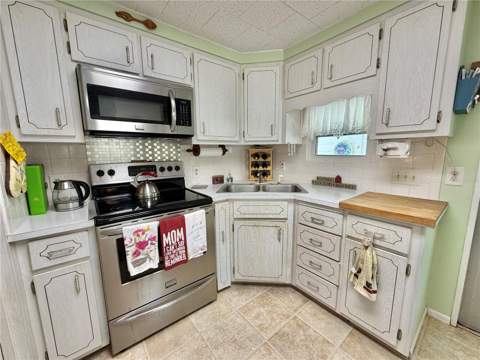 223 Hawthorne Boulevard, Leesburg FL - photo 16 of 47