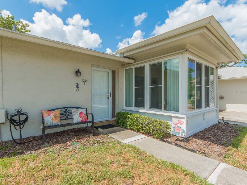 2 bedroom Villa at 1009 Queen Anne Drive #B, Highland Lakes Condo, Palm Harbor — photo 4