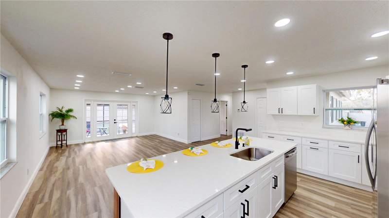 4 bedroom Single Family Residence at 501 Heritage Boulevard, Georgetown Estates, Winter Park — photo 4