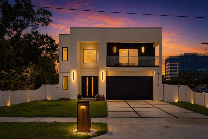 4 bedroom Single Family Residence at 4122 W Nassau Street, Belvedere Park, Tampa — photo 2