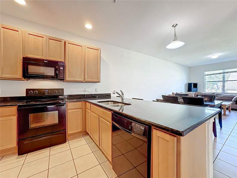 4 bedroom Townhouse at 1991 Switch Grass Circle, Prairie Lake Reserve Rep #2, Ocoee — photo 2