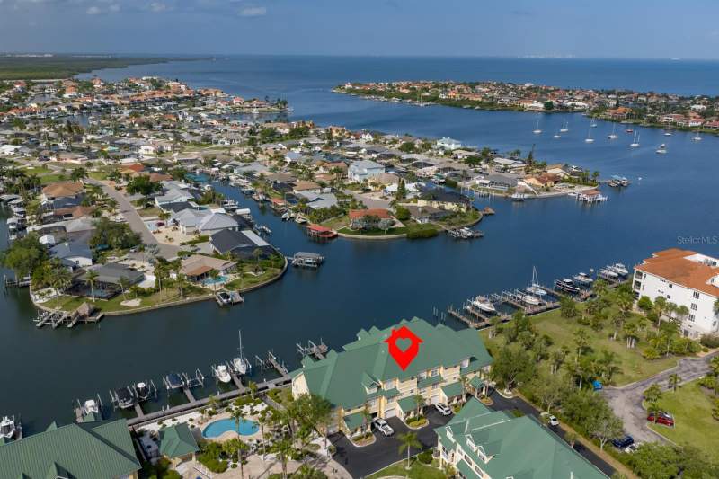 3 bedroom Townhouse at 6432 Sunset Bay Circle, Sunset Bay Twnhms, Apollo Beach — photo 3
