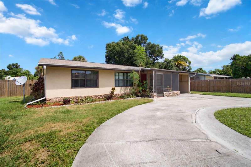 4 bedroom Single Family Residence at 2127 Shawnee Street, Las Lomas De Sarasota, Sarasota — photo 3
