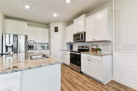 10741 Charlotte Drive, Parrish FL - photo 16 of 83