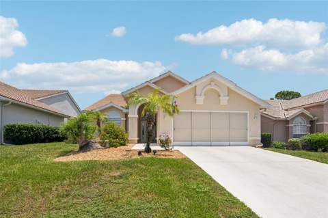 9330 New Orleans Drive, Weeki Wachee FL - photo 7 of 42