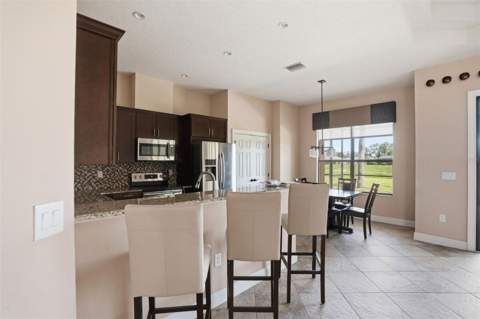 8987 Mississippi Run, Weeki Wachee FL - photo 13 of 65