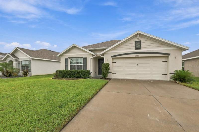 4 bedroom Single Family Residence at 7980 Broad Pointe Drive, Zephyr Lakes Sub, Zephyrhills — photo 2
