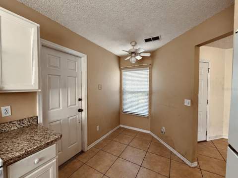 4812 Heron Run Circle, Leesburg FL - photo 7 of 16