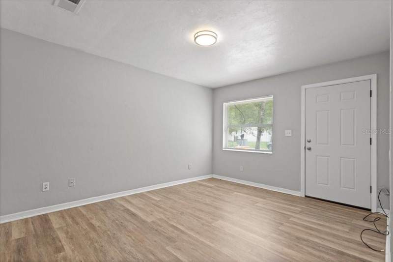 2 bedroom Single Family Residence at 1816 SW 70th Terrace, Tower Oaks, Gainesville — photo 5