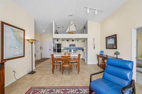 7266 Eleanor Circle #203, Sarasota FL - photo 8 of 33