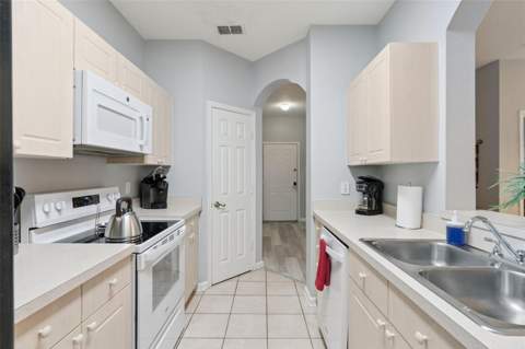 8107 Coconut Palm Way #205, Kissimmee FL - photo 13 of 43