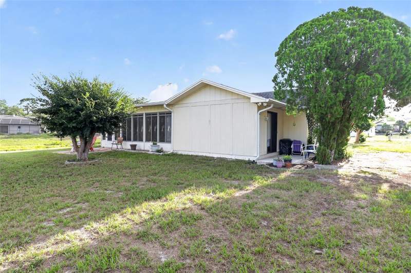 3 bedroom Single Family Residence at 7465 Galloway Road, Heather The, Weeki Wachee — photo 5