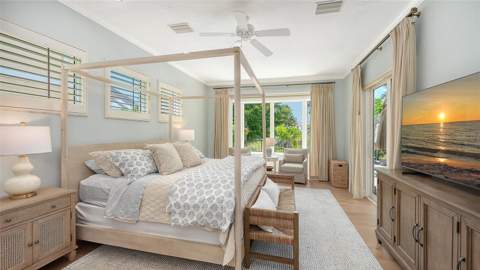 3563 Fair Oaks Lane, Longboat Key FL - photo 18 of 46