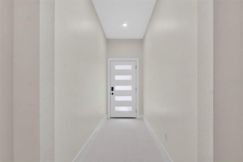 3 bedroom Single Family Residence at 619 W Valencia Street, Belleview Park Sub, Lakeland — photo 5