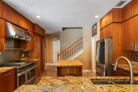 2712 Aloma Oaks Drive, Oviedo FL - photo 16 of 71