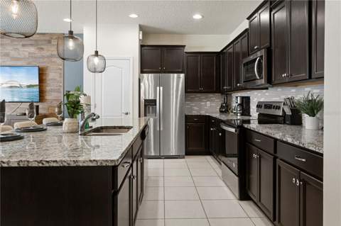 2433 Dubai Street, Kissimmee FL - photo 9 of 42
