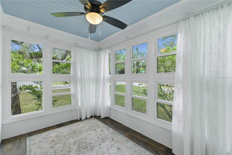 2 bedroom Single Family Residence at 923 NE 2nd Street, Caldwells Add, Ocala — photo 5