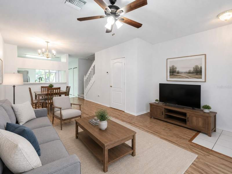 2 bedroom Townhouse at 2432 Lake Woodberry Circle, Regency Key Twnhms, Brandon — photo 5