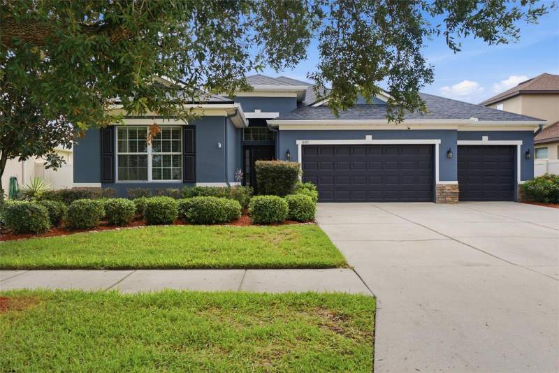 4 bedroom Single Family Residence at 11105 WEMBLEY LANDING DRIVE, CHANNING PARK, LITHIA — photo 1
