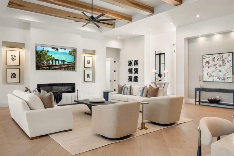 4 bedroom Single Family Residence at 15850 Hampton View Court, Devonwood Preserve, Fort Myers — photo 3