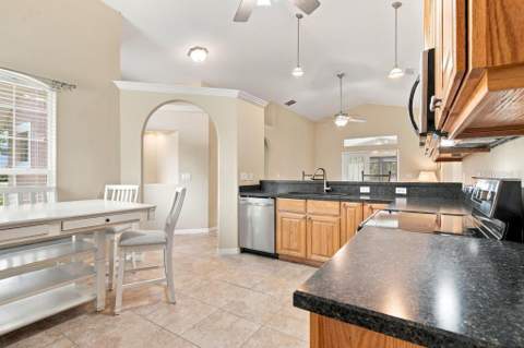 81 Golfview Circle, Umatilla FL - photo 11 of 50