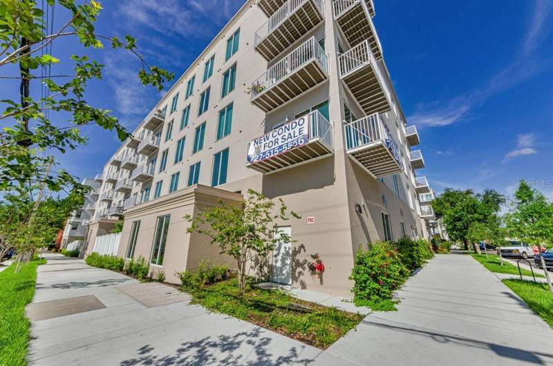 3 bedroom Condominium at 600 3rd Avenue #301, Castille Urbana Condo, St Petersburg — photo 4