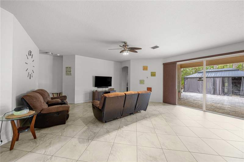 4 bedroom Single Family Residence at 8778 SW 127th Avenue, Rolling Hills Un 01, Dunnellon — photo 5