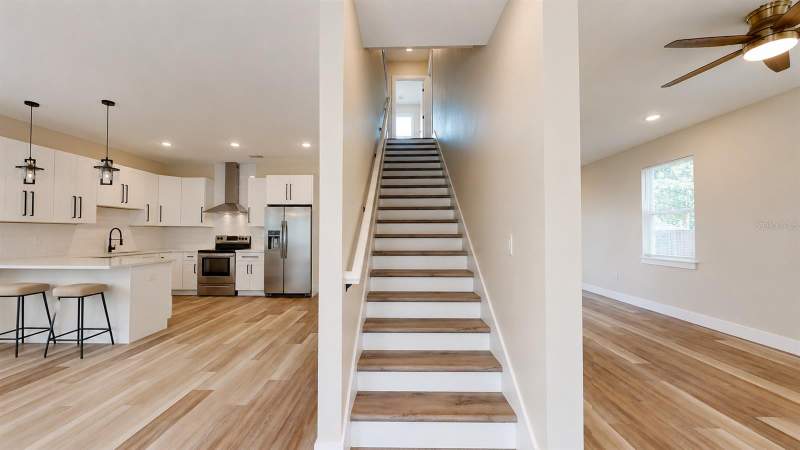 7 bedroom Single Family Residence at 4710 21st Street, Harris School Add, St Petersburg — photo 3