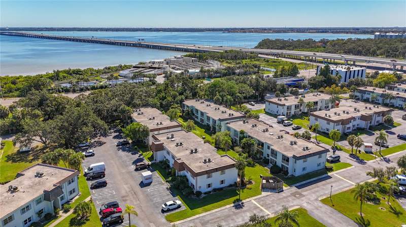 2 bedroom Condominium at 379 S McMullen Booth Road #76, Tradewinds Condo, Clearwater — photo 2