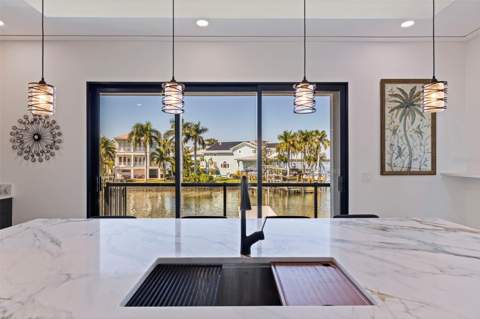 2121 Bayou Grande Boulevard, St Petersburg FL - photo 14 of 85