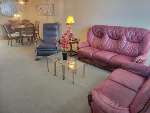 4715 Bay Street #225, St Petersburg FL - photo 7 of 41