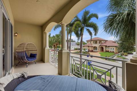 712 Granada Avenue #2, Venice FL - photo 22 of 63