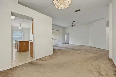 6349 Ashfield Place, Wesley Chapel FL - photo 8 of 33