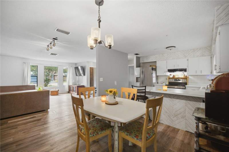 3 bedroom Single Family Residence at 477 Spring Lane, Silver Spgs Shores Un 47, Ocala — photo 3