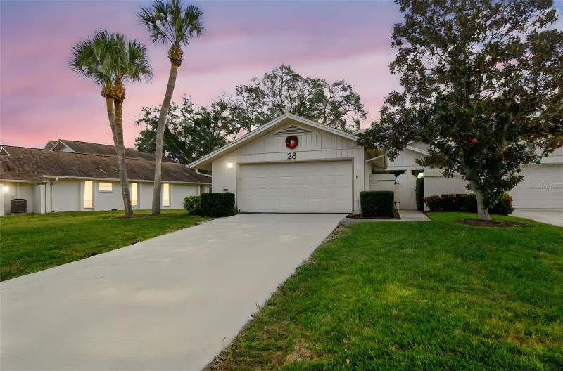 Townhomes Of Westlake