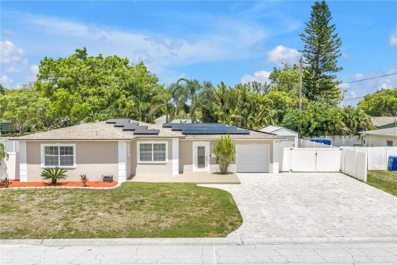 2375 37TH STREET home for sale in Sirmons Estates