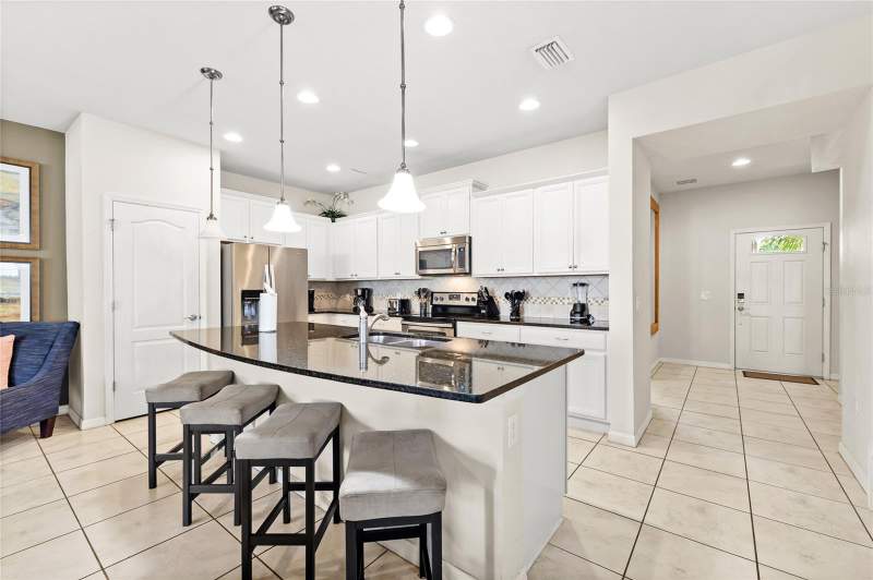 5 bedroom Townhouse at 2070 Rome Drive, Windsor At Westside Ph 1, Kissimmee — photo 5