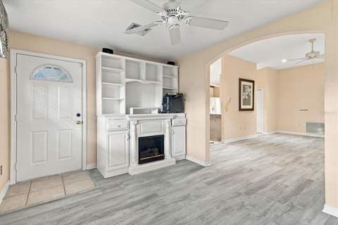 2740 Bay Lagoon Way, Tavares FL - photo 6 of 6