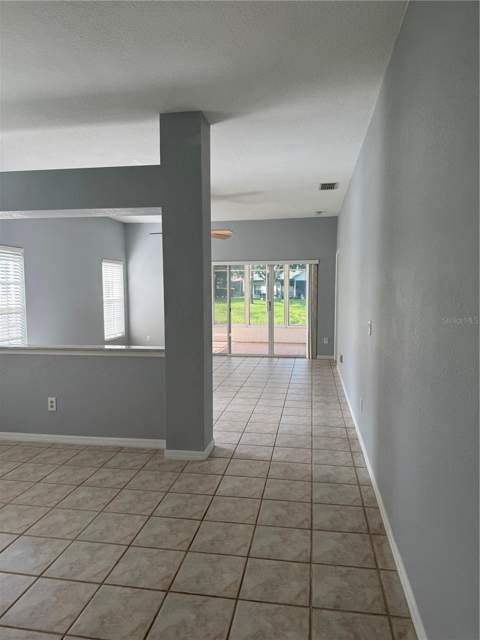 5754 Parkview Lake Drive, Orlando FL - photo 14 of 48